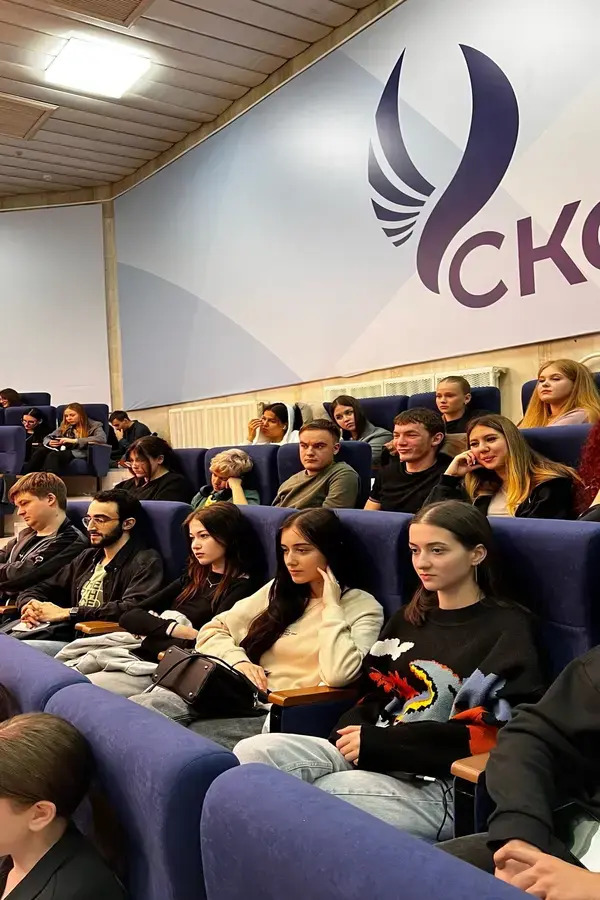 studenty_fmo_prinyali_uchastie_v_mezhdunarodnoy_konferentsii_ncfu_ru_02.jpg