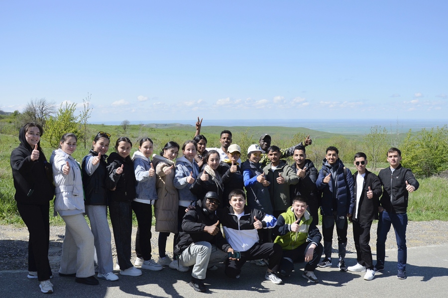 adaptaciya_s_pogruzheniem_SKFU_znakomit_inostrannyh_studentov_s_prirodoj_Stavropolya_fmo_ncfu_ru_07.jpg