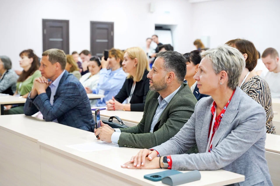 v-SKFU-startovala-ochnaya-chast-proekta-Rossiya-i-Gruziya-poetika-otkrytogo-dialoga-fmo-ncfu-ru-02.jpg v-SKFU-startovala-ochnaya-chast-proekta-Rossiya-i-Gruziya-poetika-otkrytogo-dialoga-fmo-ncfu-ru-02.jpg