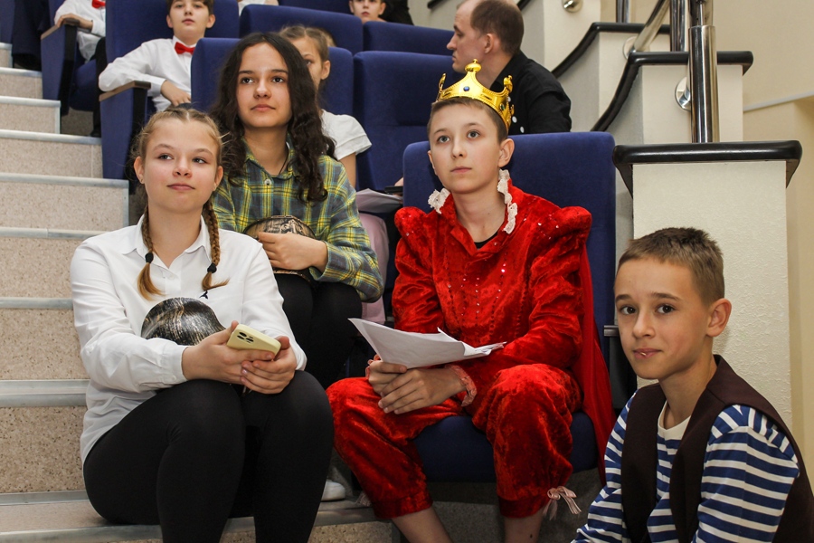 v-SKFU-otmetili-30-letie-lingvisticheskogo-obrazovaniya-ncfu-ru-02.JPG