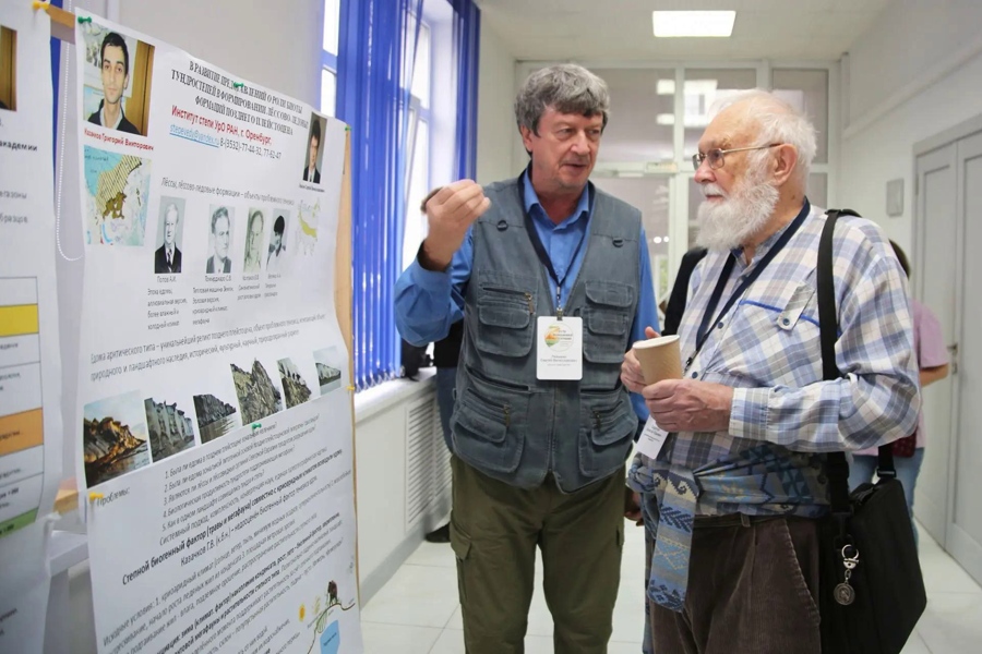 fmo-vystupil-organizatorom-III-Vserossijskoj-nauchnoj-konferencii-Puti-evolyucionnoj-geografii-fmo-ncfu-ru-01.jpg